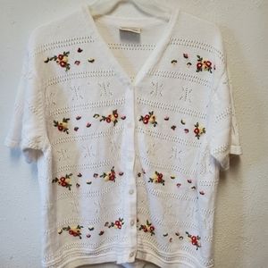 Vintage white Cardigan Grannycore Short Sleeve Floral Appliqué Rosette Medium